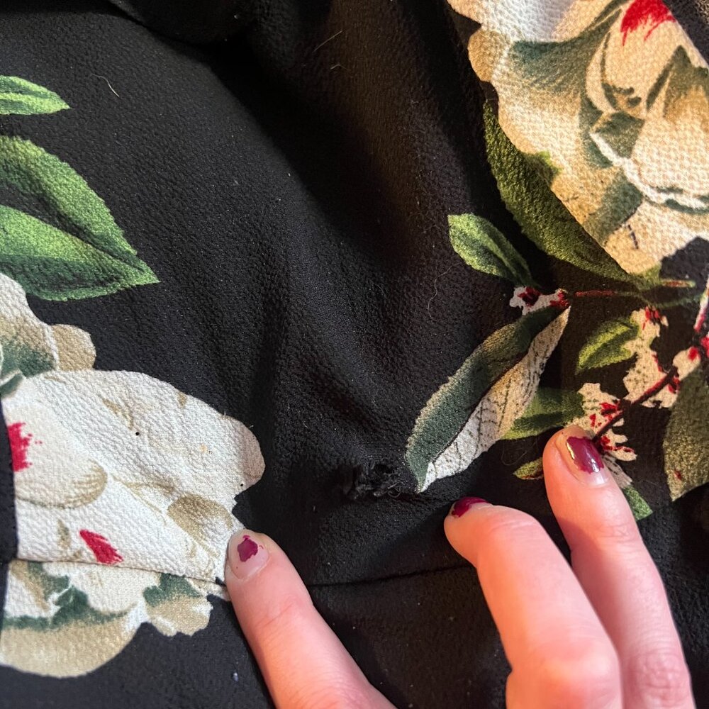 Tropical off-shoulder jumpsuit - Picture 3 of 3